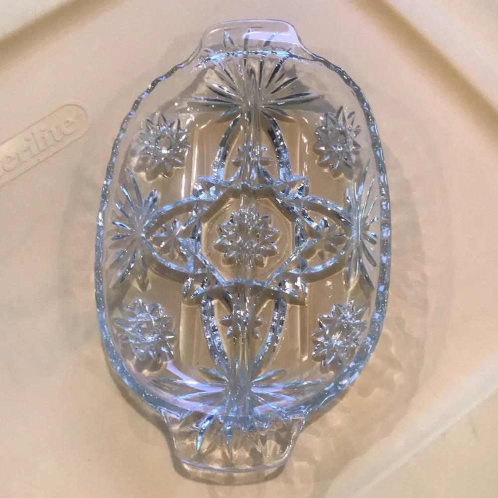 Oval Clear Crystal Glass Divided Candy Nut Relish  Serving Dish